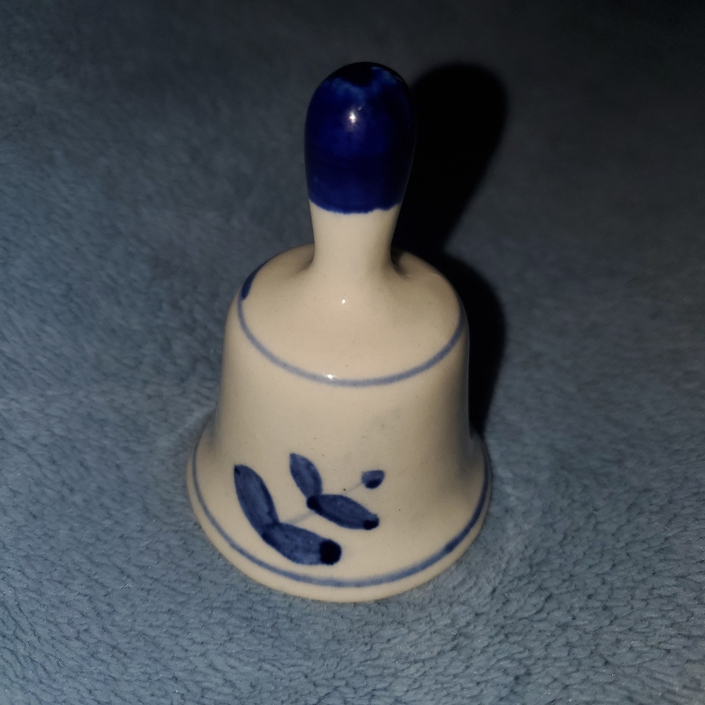 Bell - Picture 4 of 4